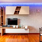 Mr Brown Suites - Eur