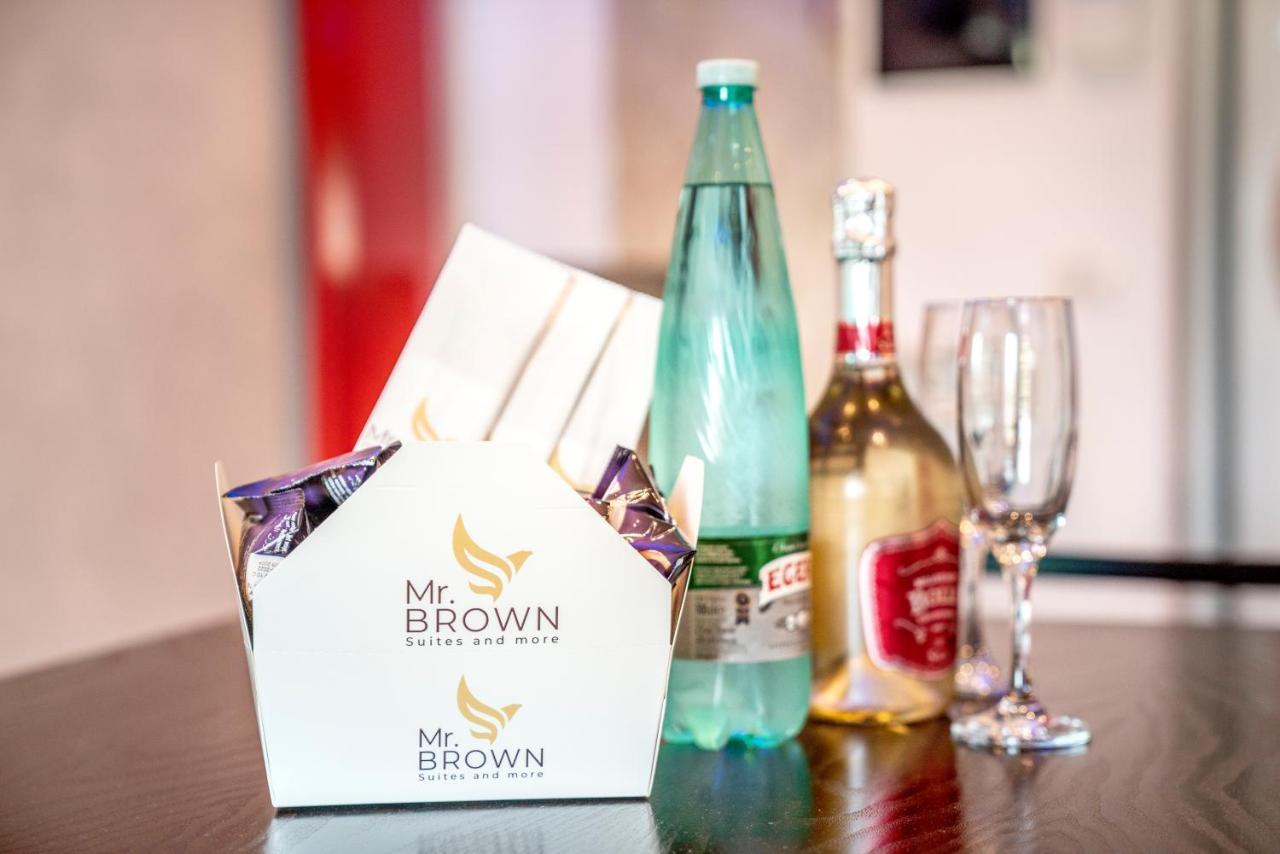 Mr Brown - Eur * Rom